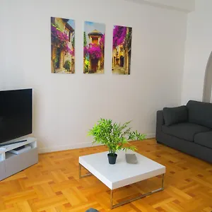 Apartment Carre D'or Appt 4 Pieces Moderne Et Spacieux, Nice